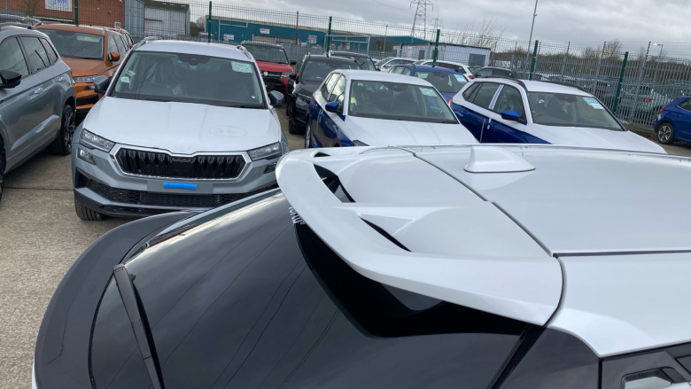 Toyota C-HR 1.8 Hybrid Design 5dr CVT Hybrid Hatchback